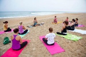 beach-yoga-classes