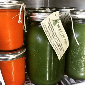 island wellness market raw juices